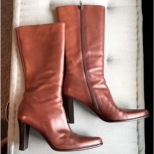 Cognac heeled boots